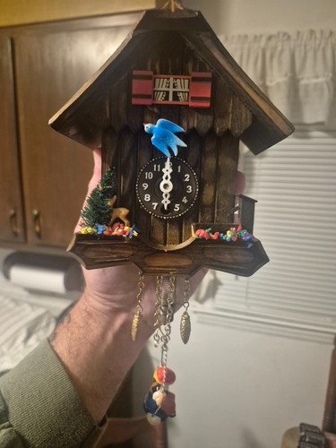 1984 vintage small coco clock